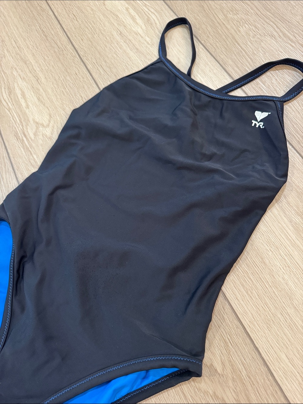 TYR Reversible Racerback Sporty One Piece Swimsuit Logo Triathlon Crossfit
